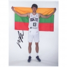 Matas Buzelis autograph