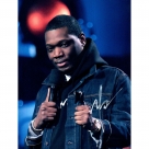 Michael Che autograph