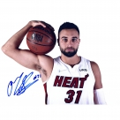 Max Strus autograph